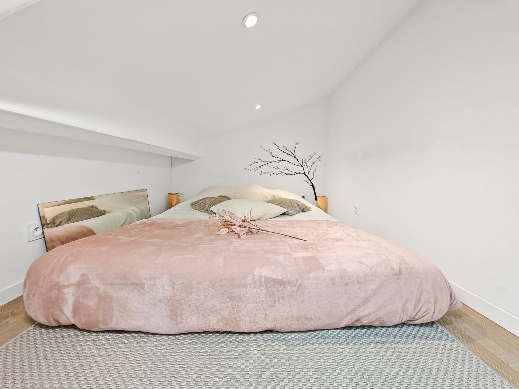 Loft Duplex A 2 Min De Paris - Parking Gratuit Apartment Le Pre-Saint-Gervais Bagian luar foto