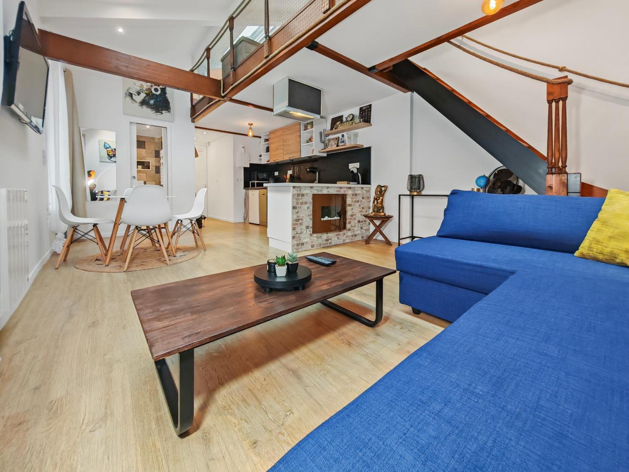 Loft Duplex A 2 Min De Paris - Parking Gratuit Apartment Le Pre-Saint-Gervais Bagian luar foto
